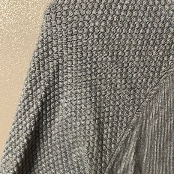 Loft Sweater - Picture 2 of 3